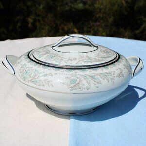 Belmont Sugar Bowl & Lid